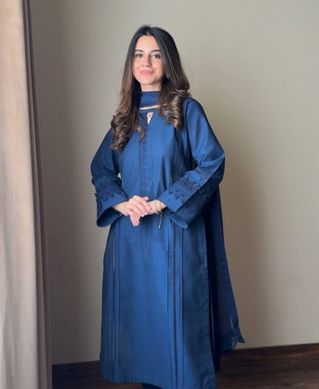 AMIRA